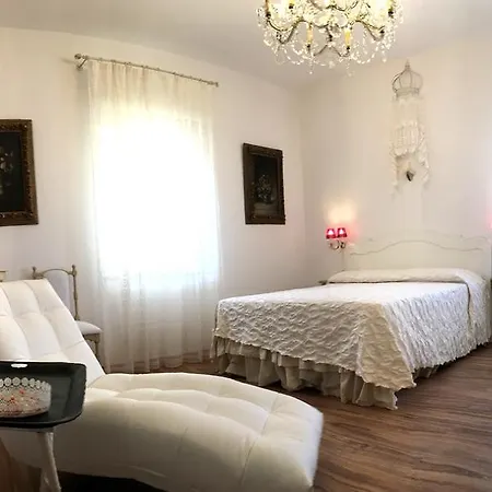 Bed and Breakfast A Casa Della Nonna 4*